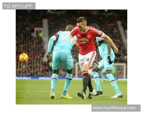 英超焦点战曼联主场迎战西汉姆联争夺三分势在必行